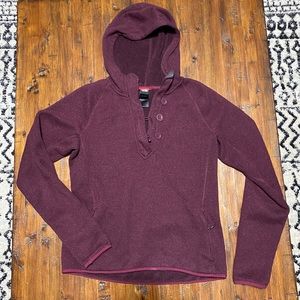 North Face Pullover half button hooded sweatshirt